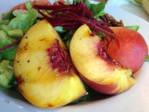 Season Salad Grilled Peaches_photo 3